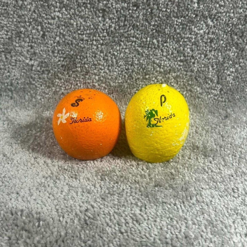 Salt and Pepper Shakers Orange Yellow Vintage Florida Citrus Souvenir Set